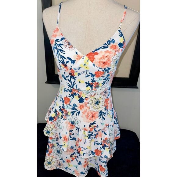 City Studio Floral Dress - NWT - Size 1 Juniors - Picture 6 of 12
